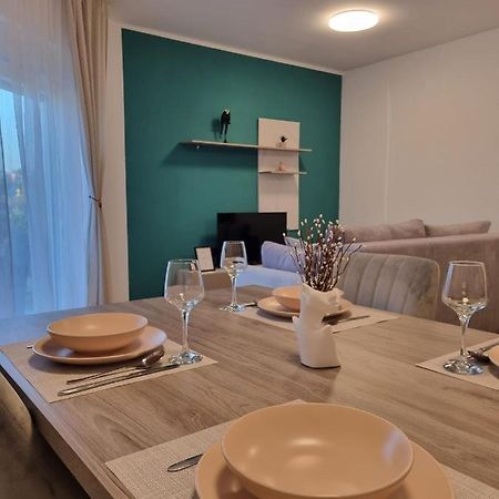 Apartmani Toni Drnis Luaran gambar