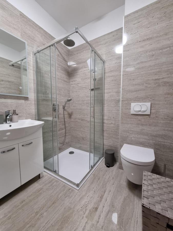 Apartmani Toni Drnis Luaran gambar