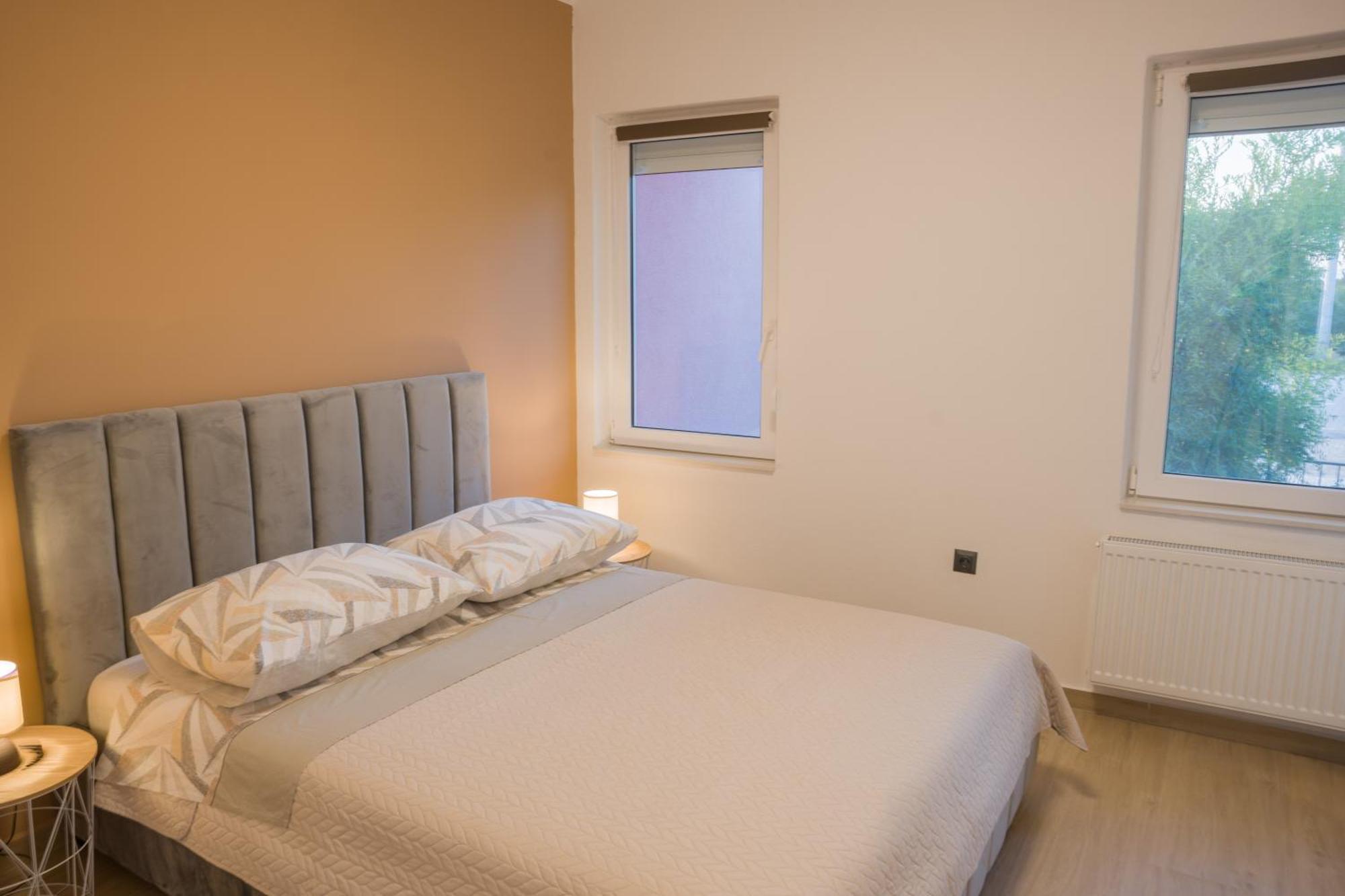 Apartmani Toni Drnis Luaran gambar