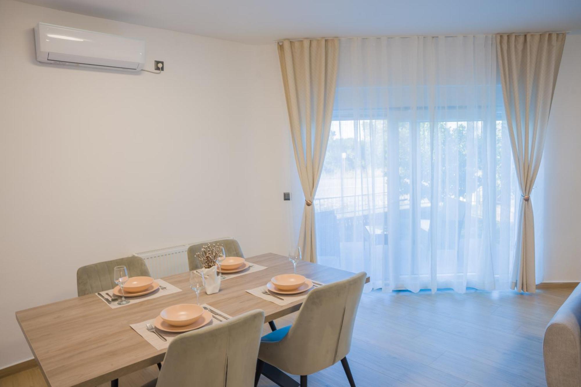 Apartmani Toni Drnis Luaran gambar